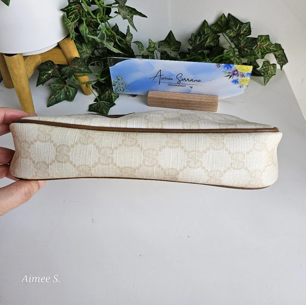 Gucci sling bag - Picture 4 of 14